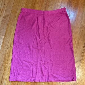 St. John Pink Pencil Skirt
